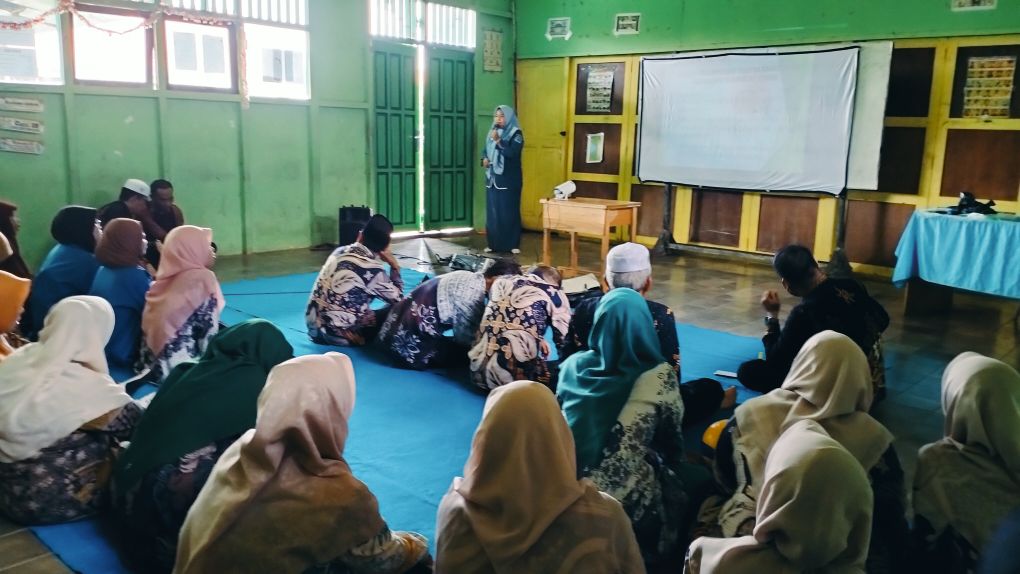PTK MTsN 1 HSU Terima Sosialisasi Pencegahan Kanker PTK MTsN 1 HSU Terima Sosialisasi Pencegahan Kanker