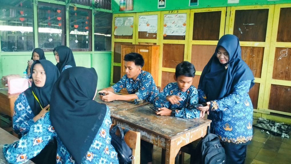 MTsN 1 HSU Gelar Pendampingan Pembuatan Akun Alef bagi Siswa Kelas IX MTsN 1 HSU Gelar Pendampingan Pembuatan Akun Alef bagi Siswa Kelas IX