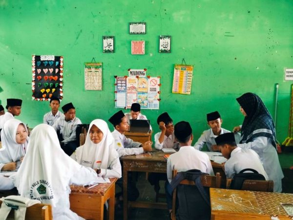 MTsN 1 HSU Gelar Supervisi Pembelajaran Semester Ganjil, Tekankan Pendekatan Kurikulum Cinta MTsN 1 HSU Gelar Supervisi Pembelajaran Semester Ganjil, Tekankan Pendekatan Kurikulum Cinta