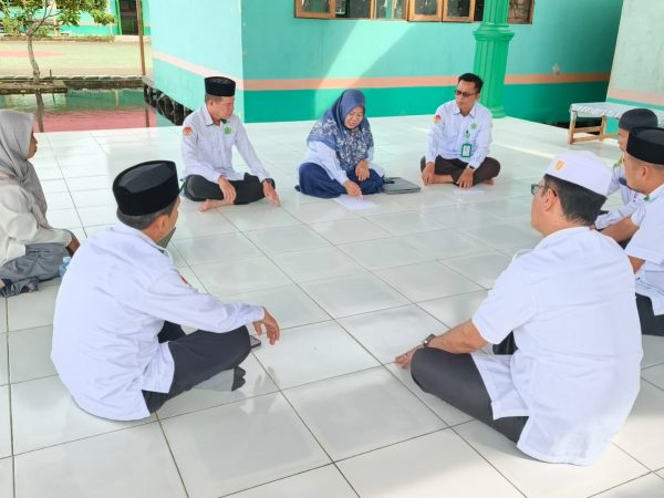 MTsN 1 HSU Rancang Program Bimbingan Prestasi dan Pengembangan Kompetensi PTK
