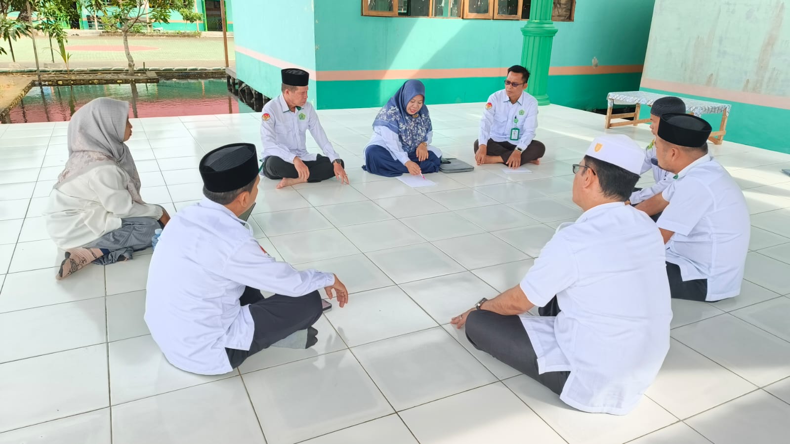 MTsN 1 HSU Rancang Program Bimbingan Prestasi dan Pengembangan Kompetensi PTK