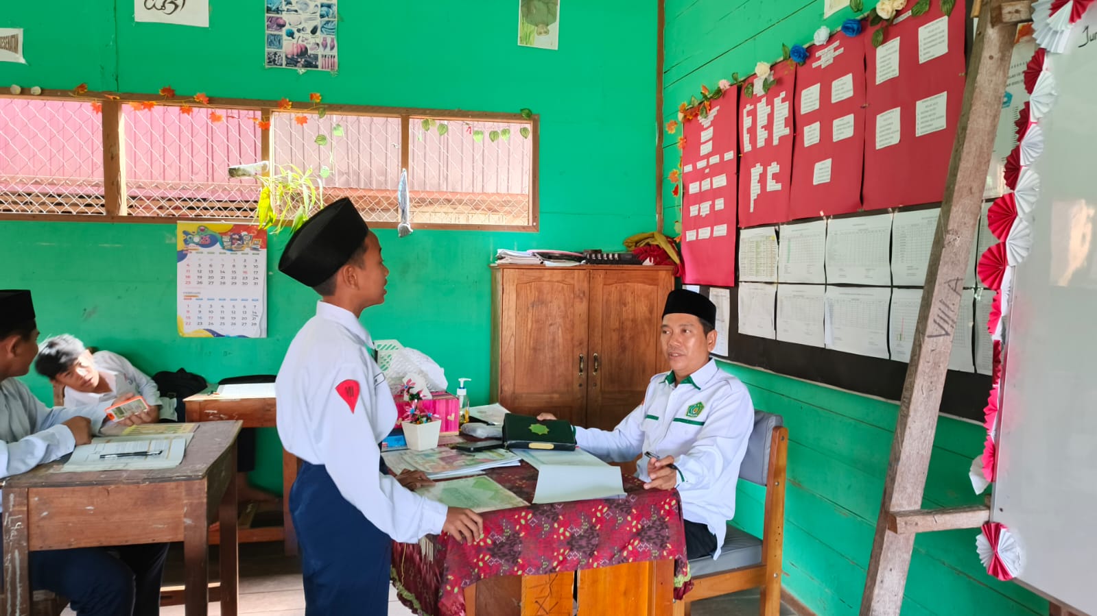 Meski Ramadhan, Semangat Hafalan Siswa MTsN 1 HSU Tak Pernah Padam