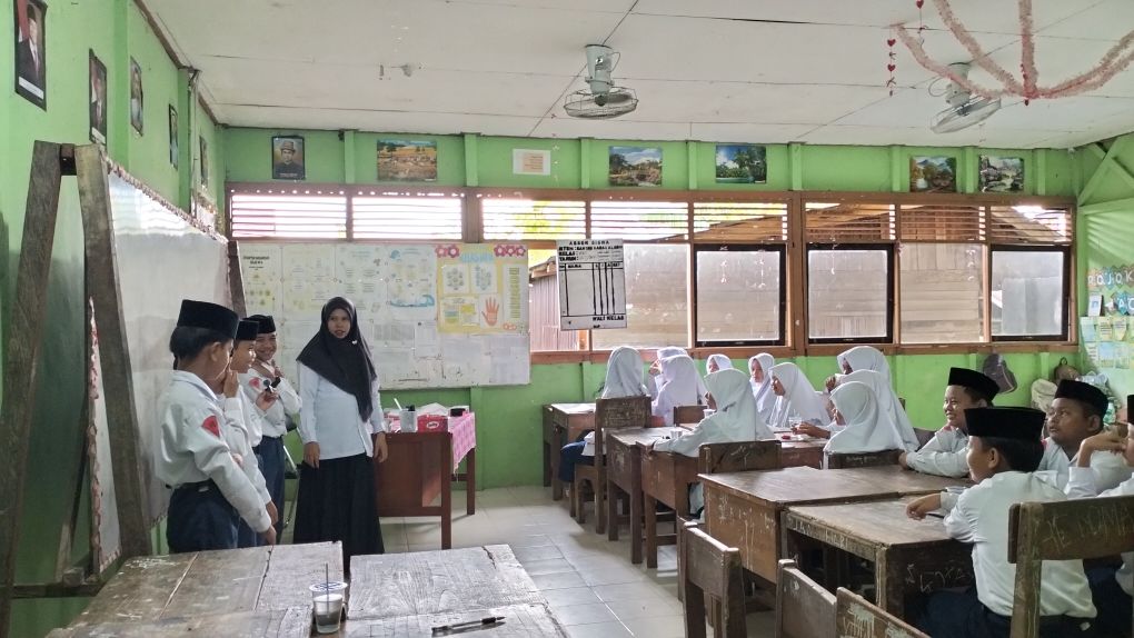 Metode Presentasi Interaktif Tingkatkan Keaktifan Siswa MTsN 1 HSU dalam Pembelajaran IPA Metode Presentasi Interaktif Tingkatkan Keaktifan Siswa MTsN 1 HSU dalam Pembelajaran IPA