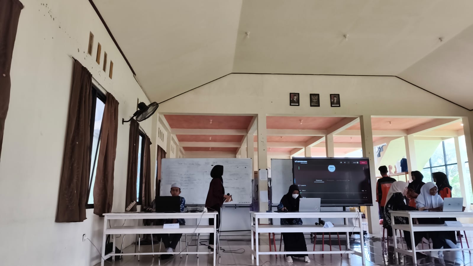 Siswa MTsN 1 HSU Laksanakan Simulasi CCIT di SMKN Babirik Jelang Kompetisi Antarkabupaten Siswa MTsN 1 HSU Laksanakan Simulasi CCIT di SMKN Babirik Jelang Kompetisi Antarkabupaten