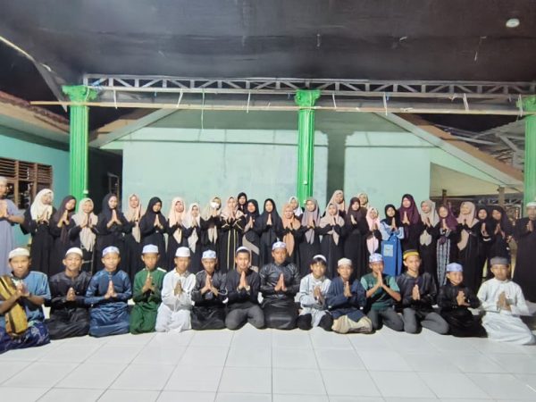 OSIM MTsN 1 HSU Gelar Buka Bersama, Pererat Silaturahmi dan Bangun Sinergi Antar Siswa