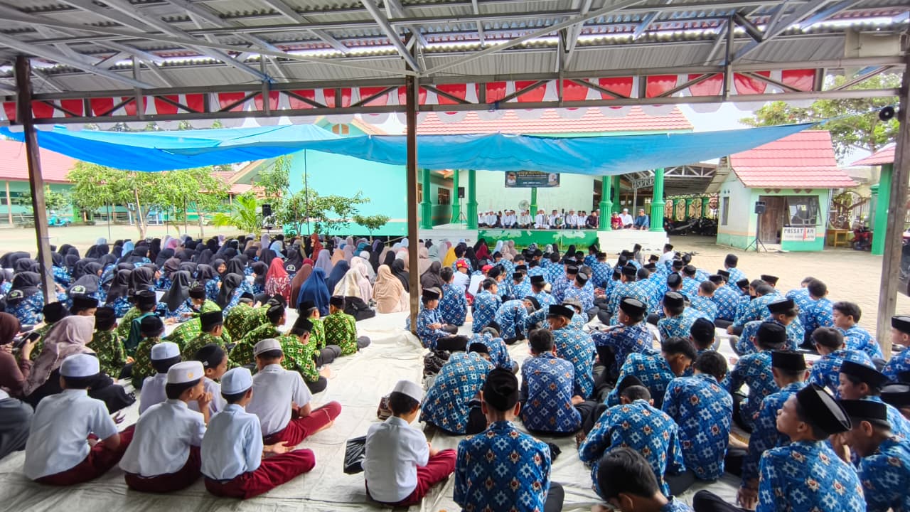 MTsN 1 HSU Gelar Kuliah Ramadhan, Hadirkan Ulama Kharismatik dari Sekumpul Martapura