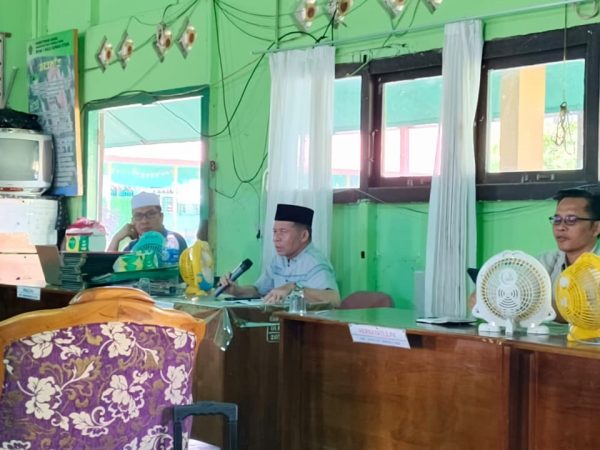 MTsN 1 HSU Gelar Rapat Bulanan, Bahas Persiapan Perpisahan hingga Evaluasi TKA dan Tata Tertib Madrasah MTsN 1 HSU Gelar Rapat Bulanan, Bahas Persiapan Perpisahan hingga Evaluasi TKA dan Tata Tertib Madrasah