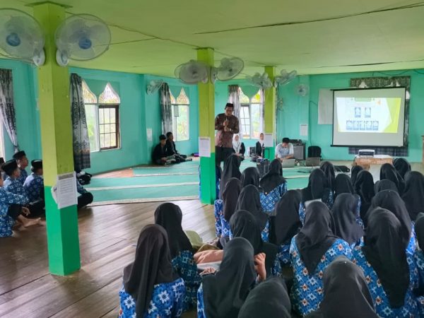 MTsN 1 HSU Sambut Sosialisasi PPDB MA Bustanul Ulum, Siswa Kelas IX Antusias