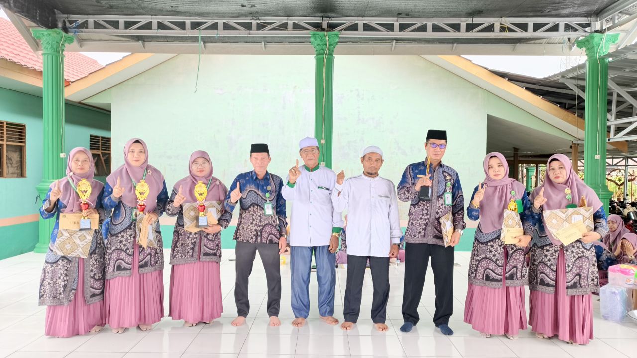 MTsN 1 HSU Umumkan Guru Terbaik Penyusun Perangkat Pembelajaran Tahun Ajaran 2025/2026 MTsN 1 HSU Umumkan Guru Terbaik Penyusun Perangkat Pembelajaran Tahun Ajaran 2025/2026