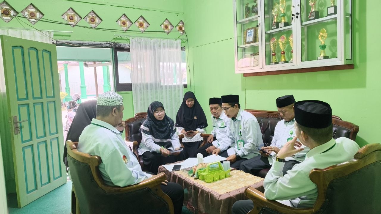 Panitia Program Keagamaan MTsN 1 HSU Rancang Angket Pemantauan Ibadah Siswa Selama Libur Akhir Tahun Pelajaran