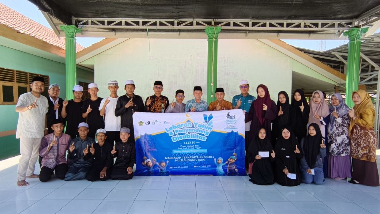 MTsN 1 HSU Semarakkan Lebaran Yatim 10 Muharam 1448 H dengan Penuh Kehangatan dan Kebersamaan MTsN 1 HSU Semarakkan Lebaran Yatim 10 Muharam 1448 H dengan Penuh Kehangatan dan Kebersamaan