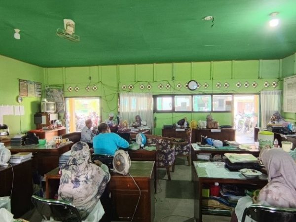 MTsN 1 HSU Gelar Rapat Persiapan Maulid Nabi Muhammad SAW, Rangkaian Acara dan Petugas Resmi Ditetapkan MTsN 1 HSU Gelar Rapat Persiapan Maulid Nabi Muhammad SAW, Rangkaian Acara dan Petugas Resmi Ditetapkan