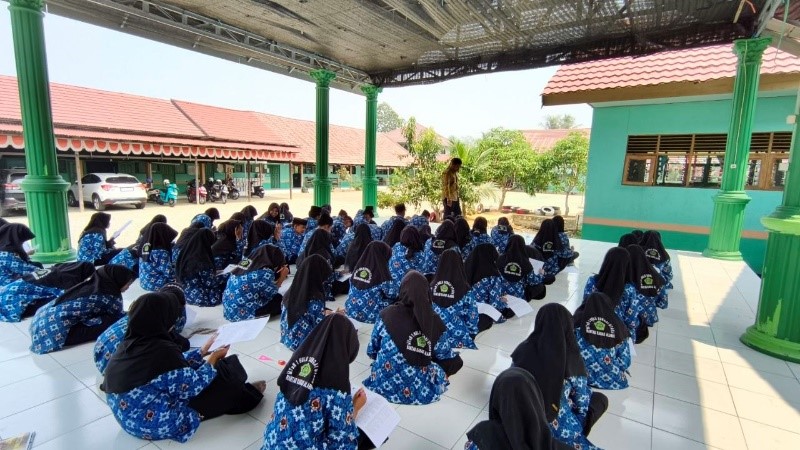 MTsN 1 HSU Gelar Seleksi OMI Bidang Matematika, IPA, dan IPS Tingkat Satuan Pendidikan MTsN 1 HSU Gelar Seleksi OMI Bidang Matematika, IPA, dan IPS Tingkat Satuan Pendidikan