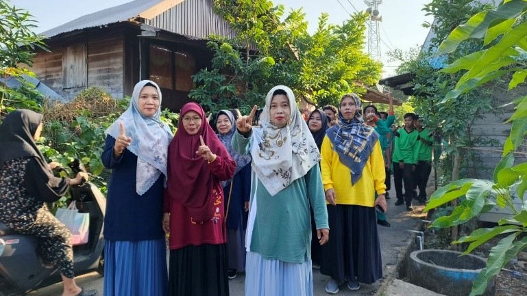 Jumat Sehat, Warga MTsN 1 HSU Susuri Jalur Desa Hambuku Pasar hingga Rantau Karau Raya Jumat Sehat, Warga MTsN 1 HSU Susuri Jalur Desa Hambuku Pasar hingga Rantau Karau Raya
