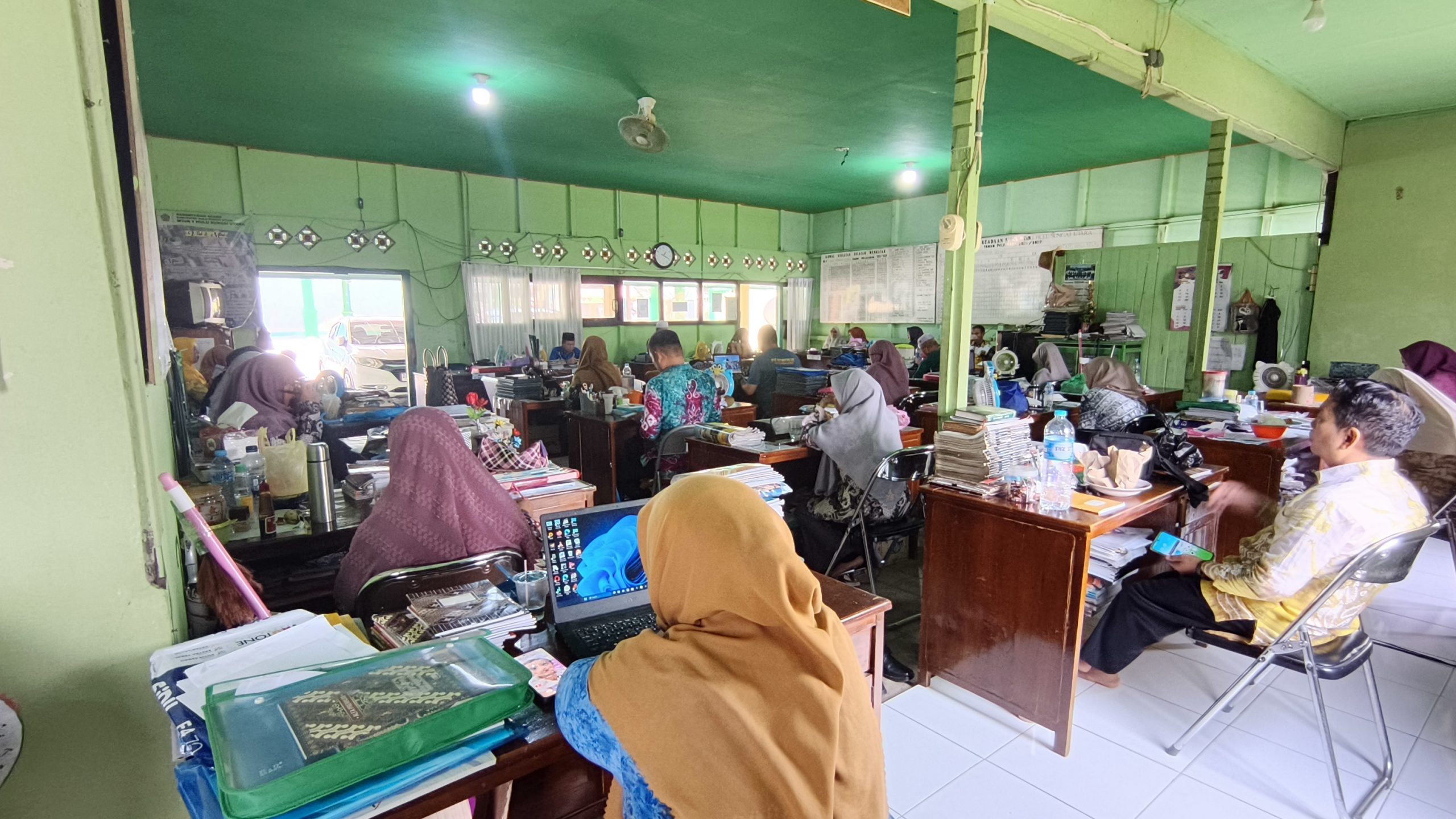 PTK MTsN 1 HSU Gelar Rapat Dinas Bulan September, Bahas Persiapan PKKM Tahun Ke-4, PKG, dan Supervisi PTK PTK MTsN 1 HSU Gelar Rapat Dinas Bulan September, Bahas Persiapan PKKM Tahun Ke-4, PKG, dan Supervisi PTK